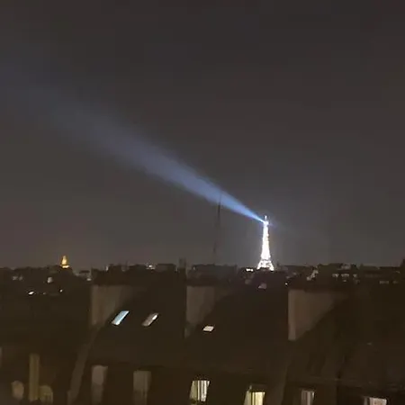 Amazing Eiffel Views Cool Area Apartament